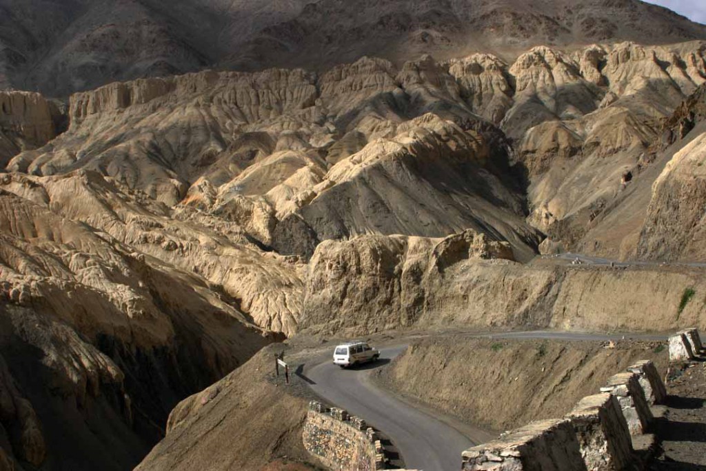 Ladakh_Highway