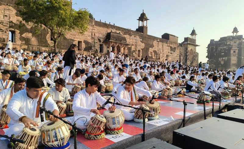 Five-day music festival in the capital city from October 1
