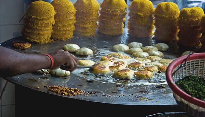 Eating Street Food in India