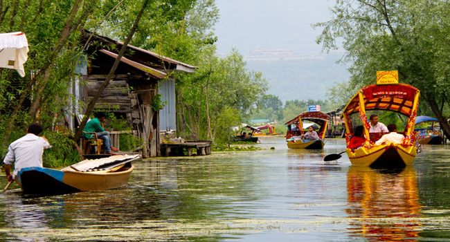 Kashmir Dal Lake or Nagin Lake