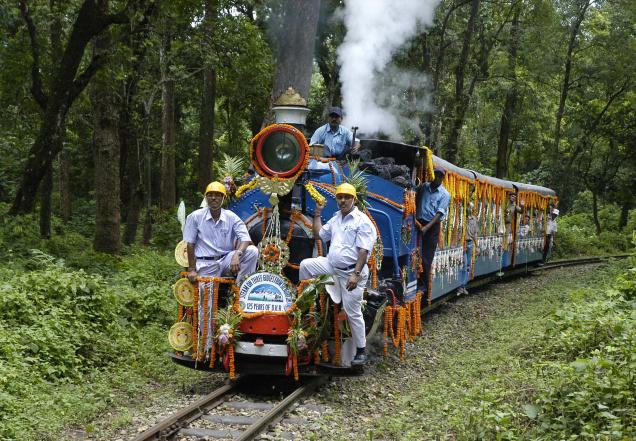 New Jalpaiguri to Darjeeling by the Toy Train
