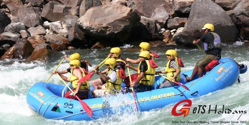 river rafting in Rishikesh