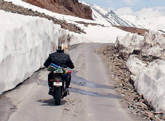 manali-leh bike ride