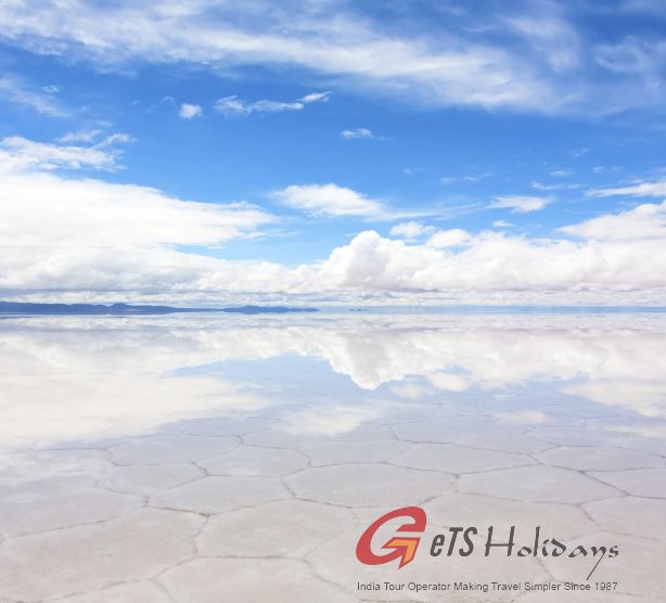 Literally-Reflect-Salar-de-Uyuni-Bolivia
