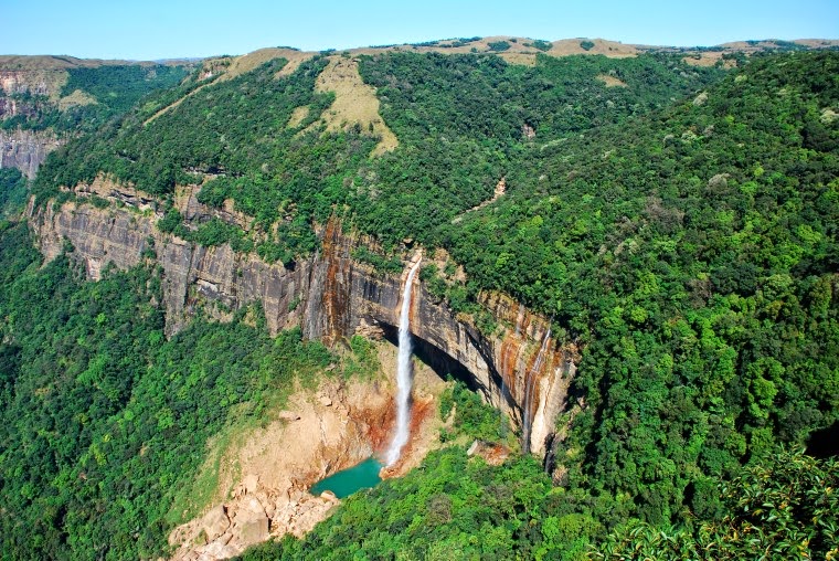 Nohkalikai falls- Meghalaya