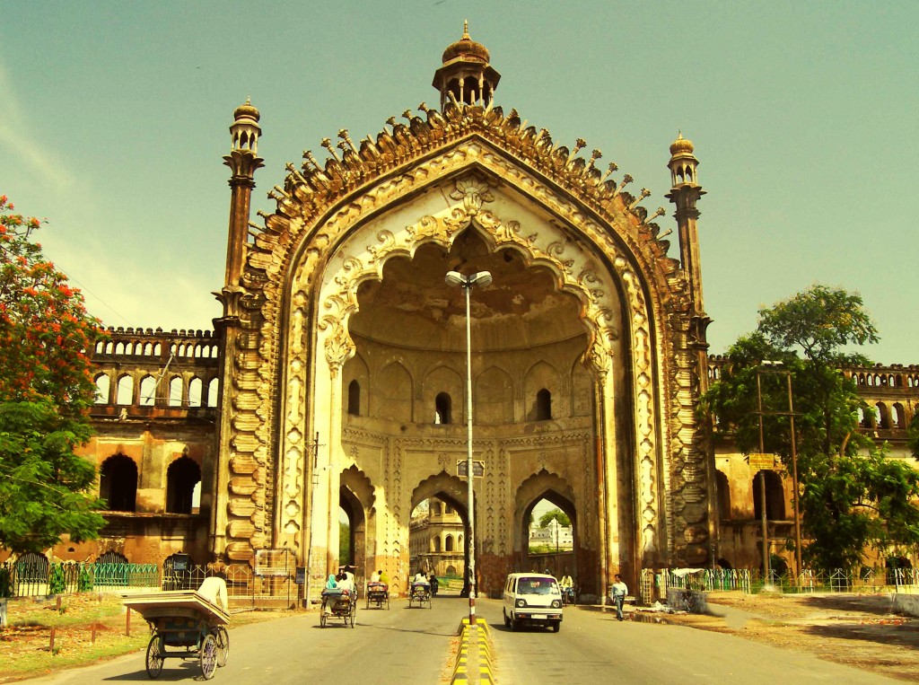 rumi darwaza