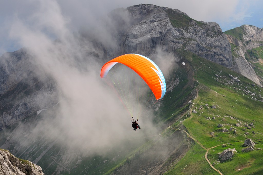 Paragliding 3