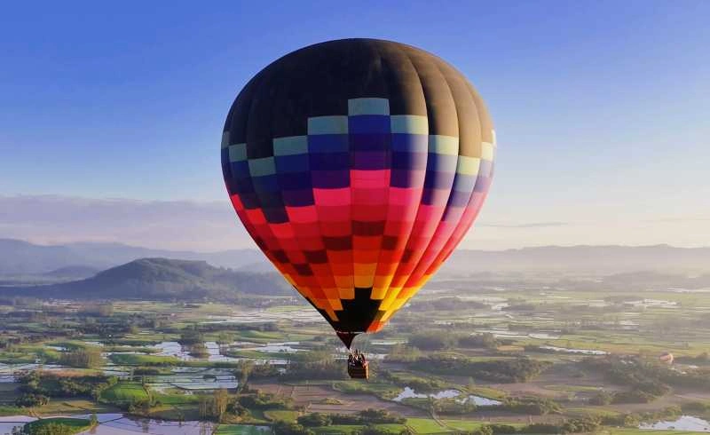 Prep up for a Hot-air Balloon Ride at Damdama Lake