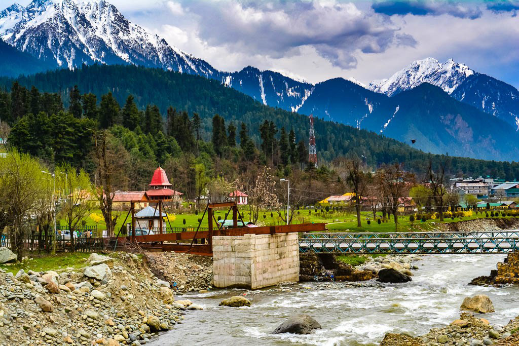 #heavenly Kashmir : A Soul-filling Travel Sojourn For Every Traveller 