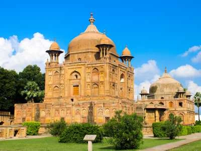 Khusro Bagh- A Mughal Garden of Memories