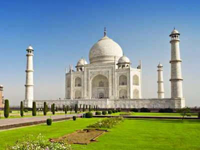 Agra, Uttar Pradesh – The Taj in Winter Glow