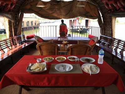 Food on Kerala Houseboats