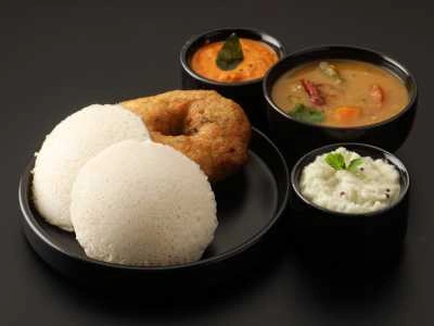 Medu Vada & Idli (South India)