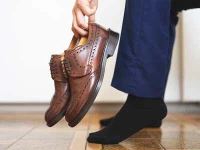 Shoes Off