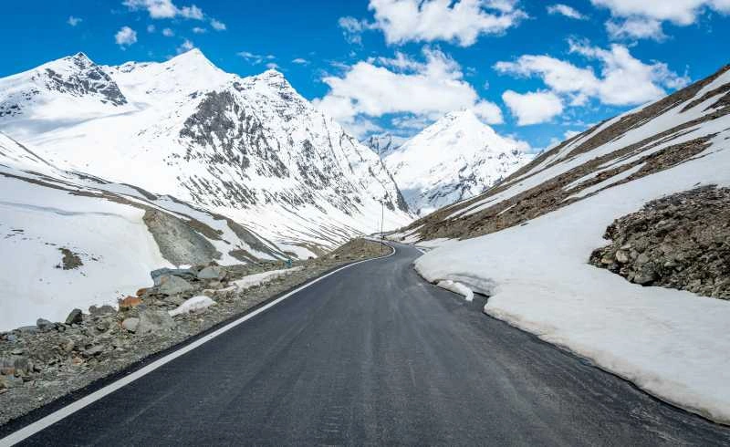 40 Best Places to Visit in Summer in India